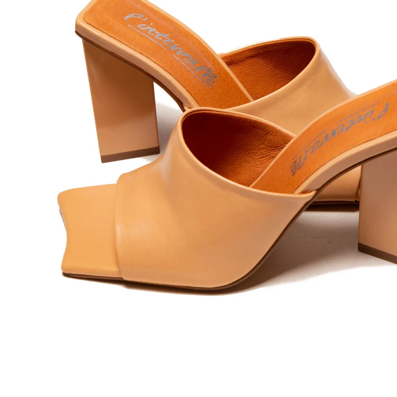 Matala Nude Leather