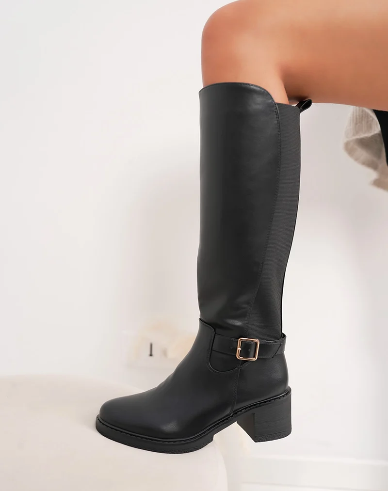 Bottes noires à talon avec élastique et boucle dorée – Élégance et confort au quotidien