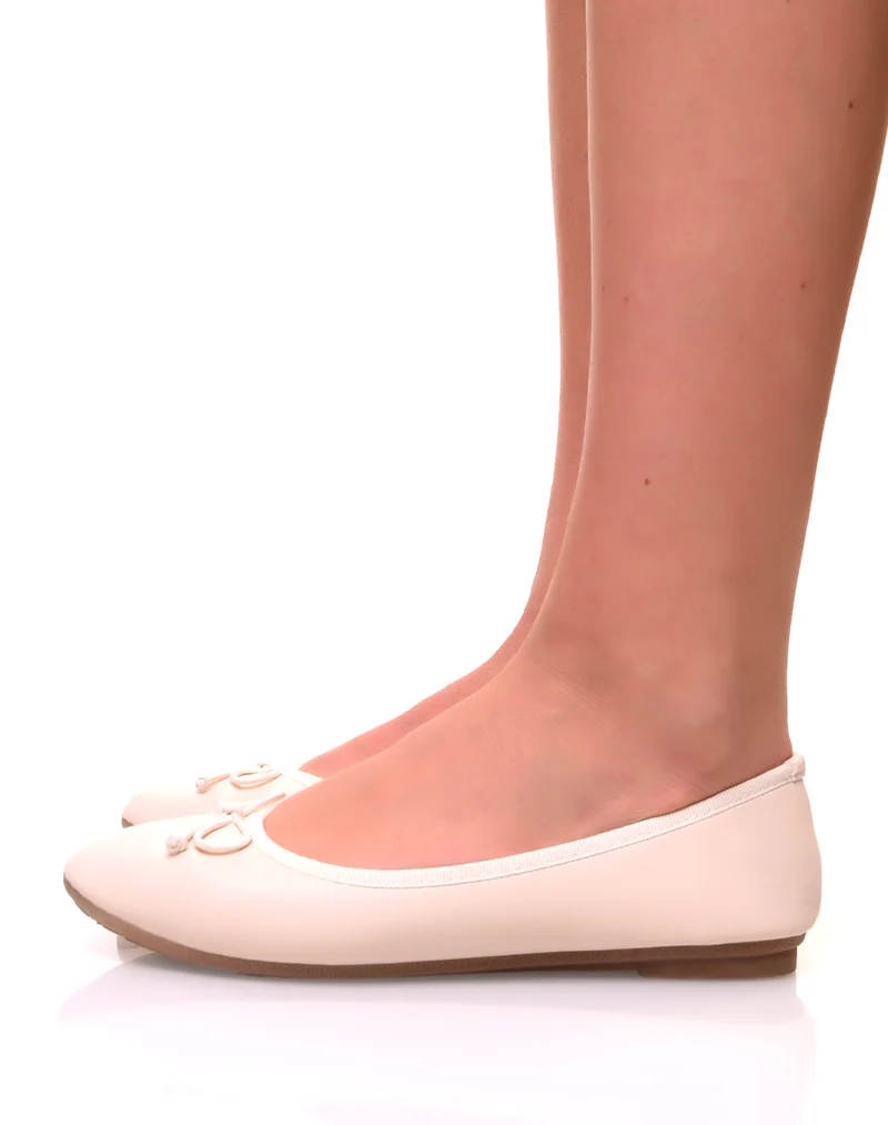 Ballerines crèmes à petits noeuds