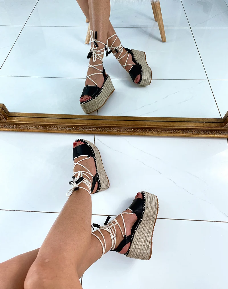 Sandales compensées noires style espadrille