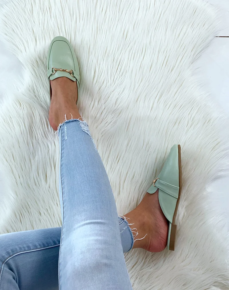 Mocassins ouvertes green et chaîne