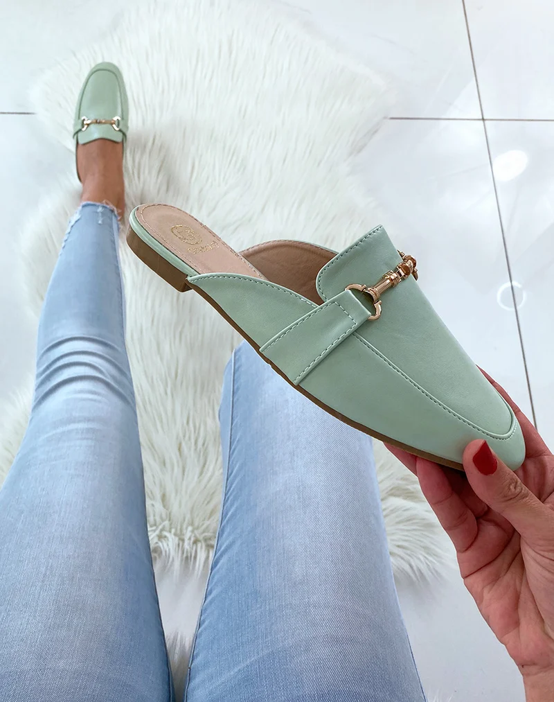Mocassins ouvertes green et chaîne