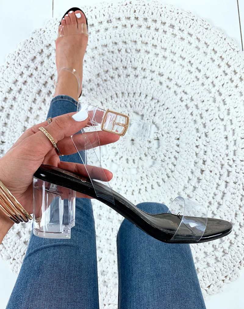 Sandales noires à talons blocs et brides transparentes