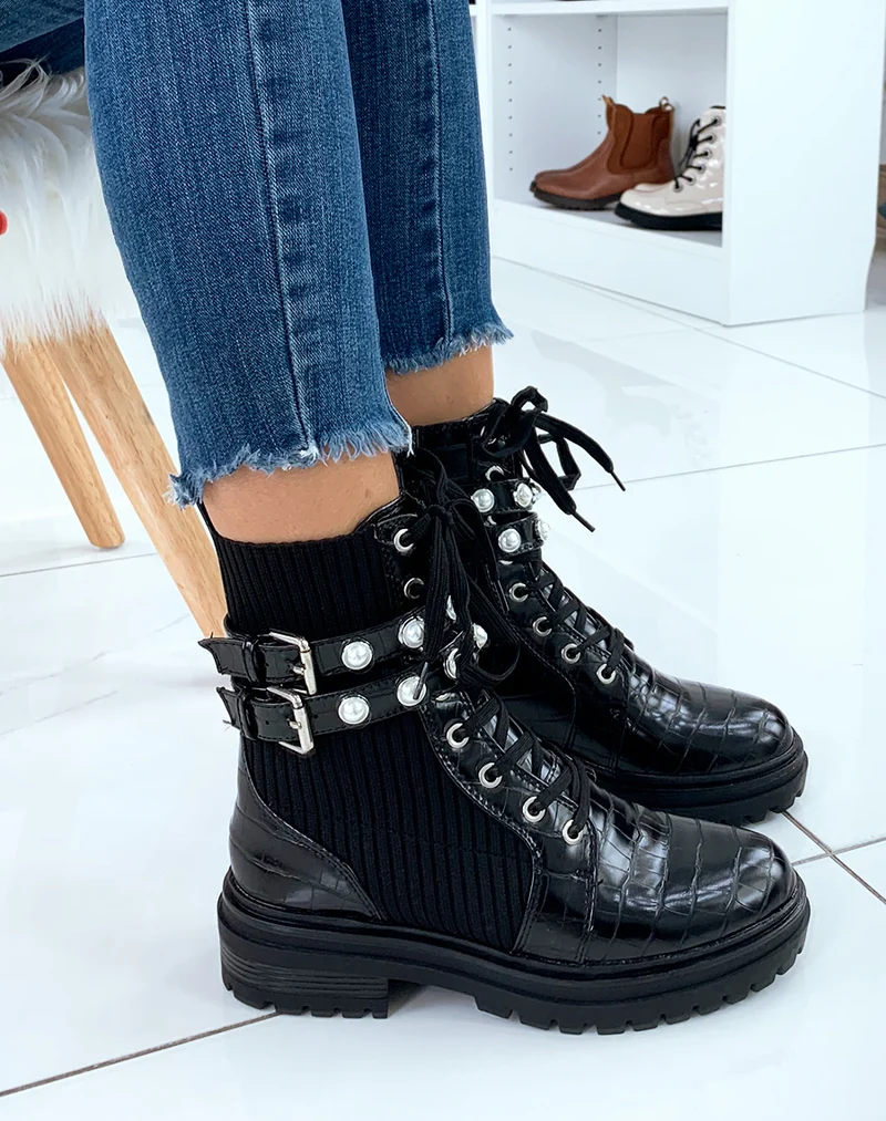 Bottines montantes noires effet croco