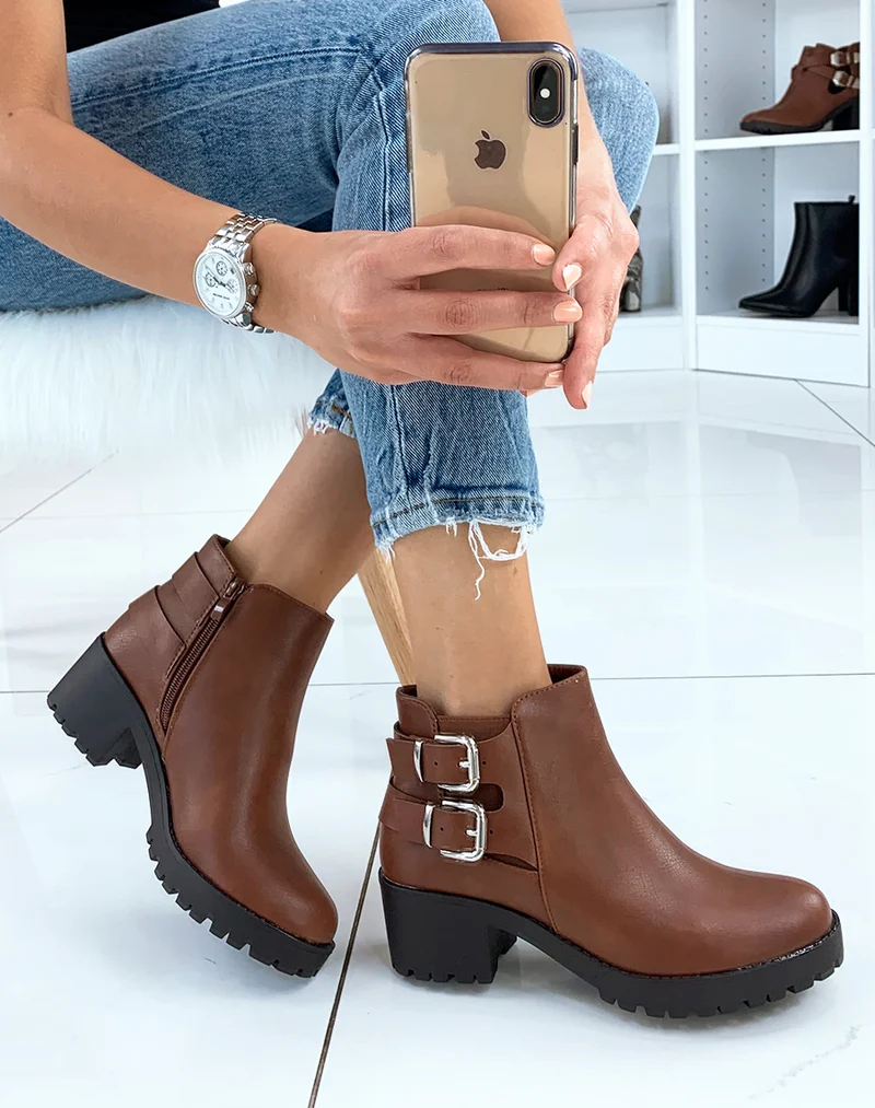 Bottines basses double brides camel
