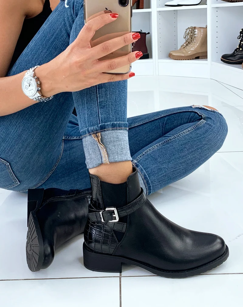Bottines basses noires effet croco