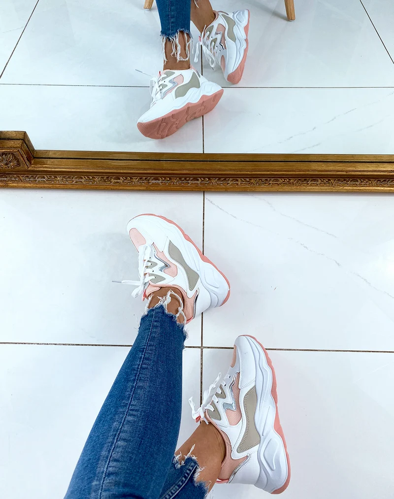 Basket blanche à empiècement rose beige et argenté