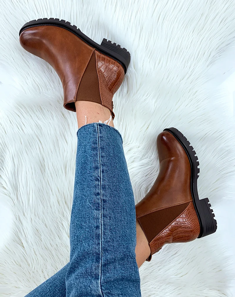 Bottines basses camel effet croco