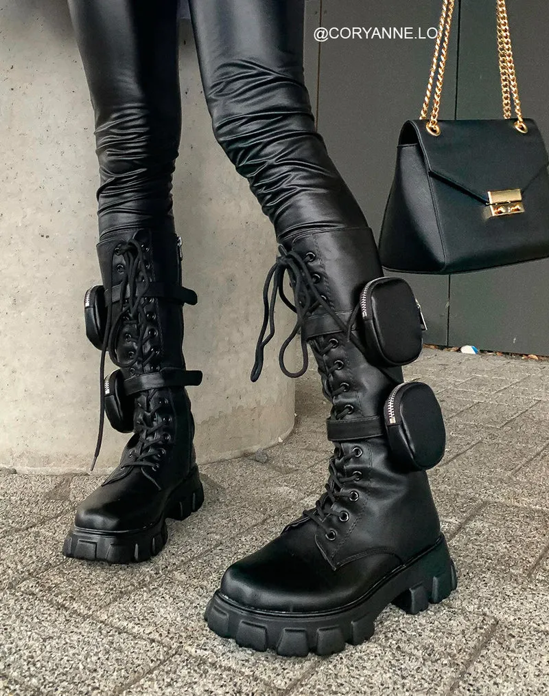Bottes hautes noires à lacets et à poches