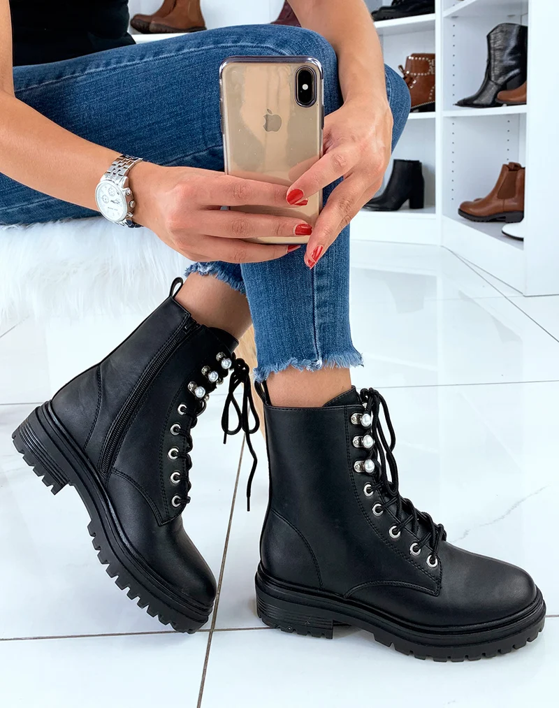 Bottines montantes noires