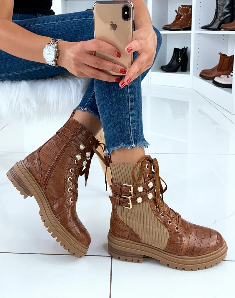 Bottines montantes camel effet croco