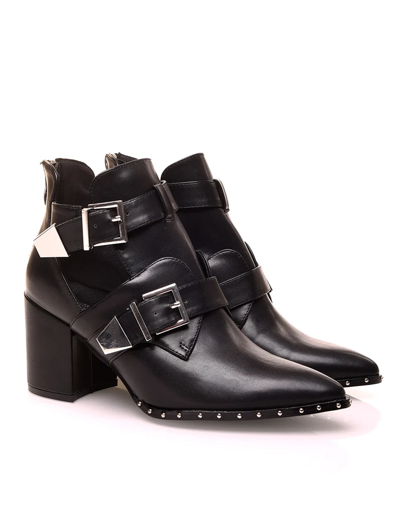 Bottines noires à talons ajourées de sangles