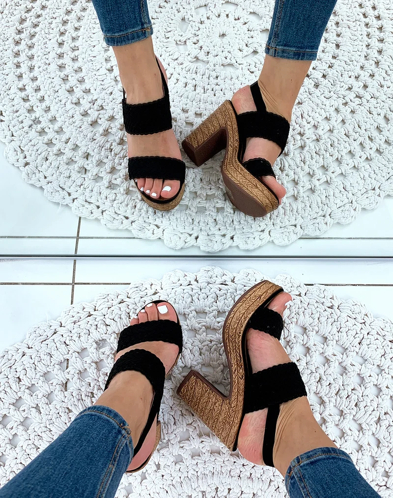 Sandales à talons noires