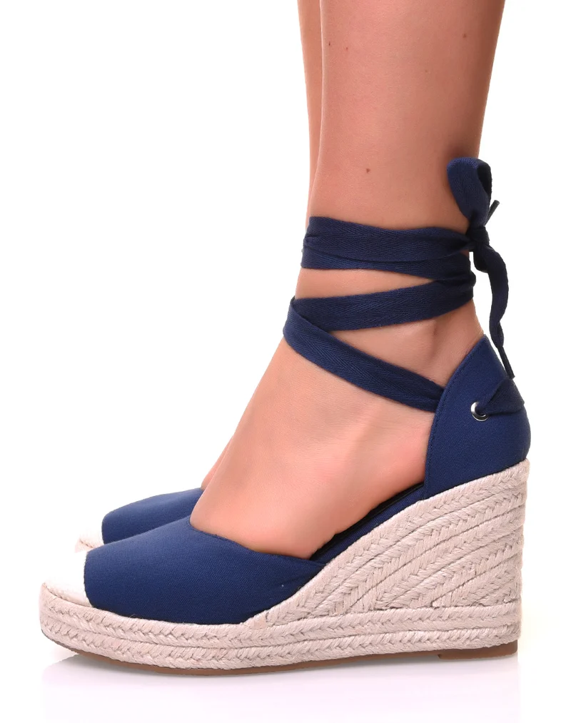 Espadrilles à talons compensés en toile bleue marine à rubans