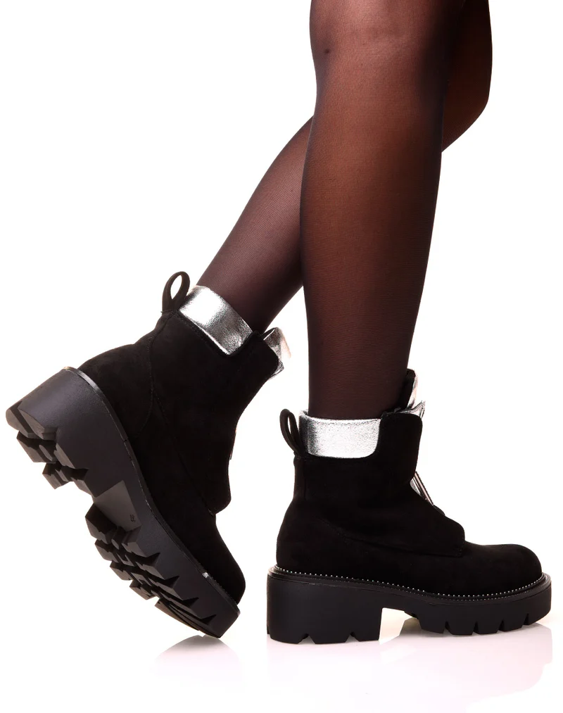 Bottines noires et argentés en suédine à zip