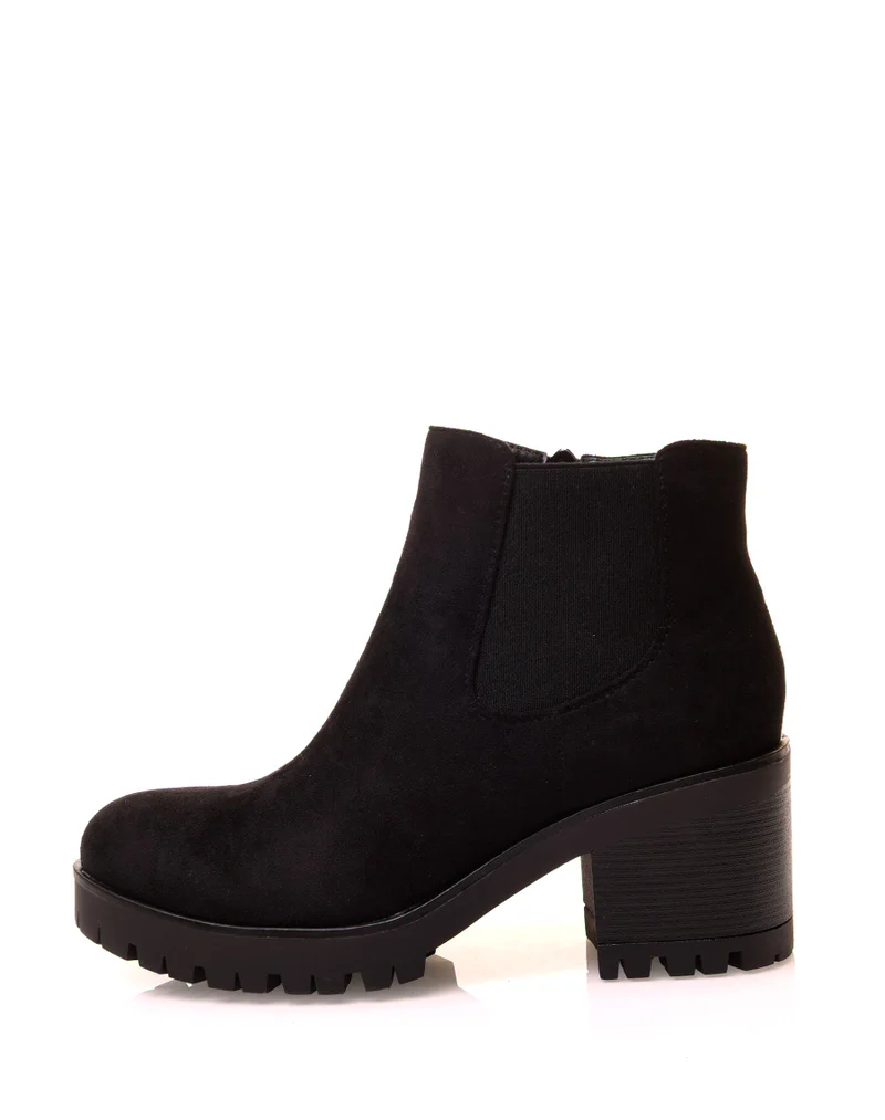 Chelsea boot noires en suédine à semelle crantée