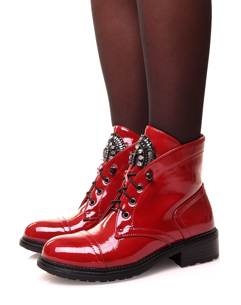 Bottines vernis rouge à strass