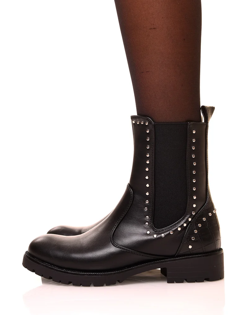 Bottines noires montante cloutés