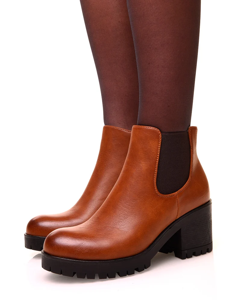 Chelsea boots camel à semelles crantées