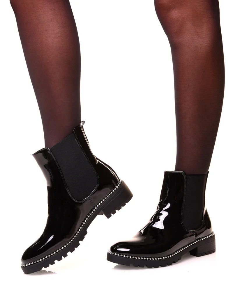 Chelsea boots vernis à clous argentés
