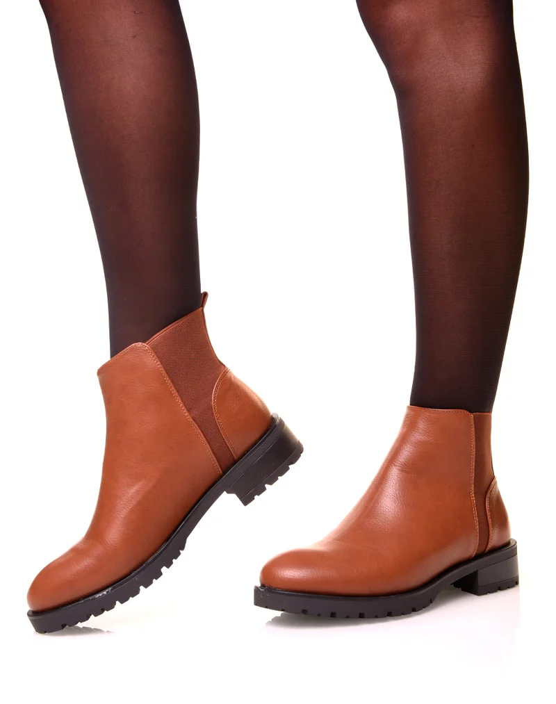 Boots camel plate à bout arrondi