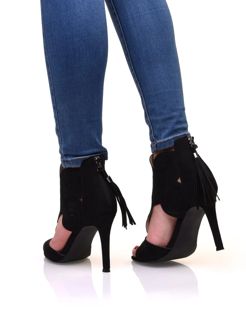 Escarpins ajourés noirs à talons