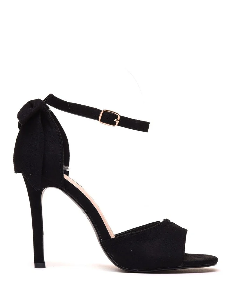 Escarpins en suédine noirs à talons