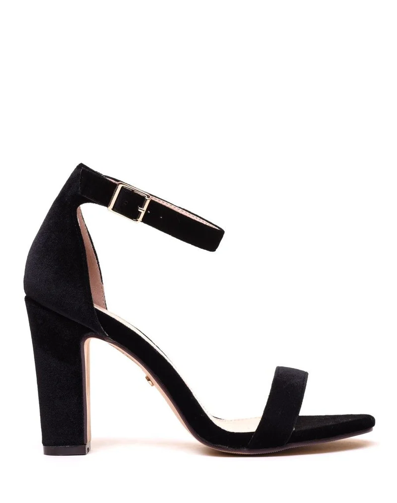 Sandales en velours noires à talons