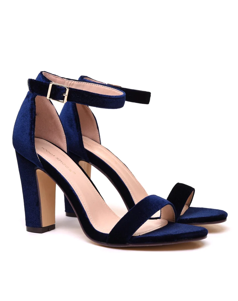 Sandales en velours bleues nuit à talons