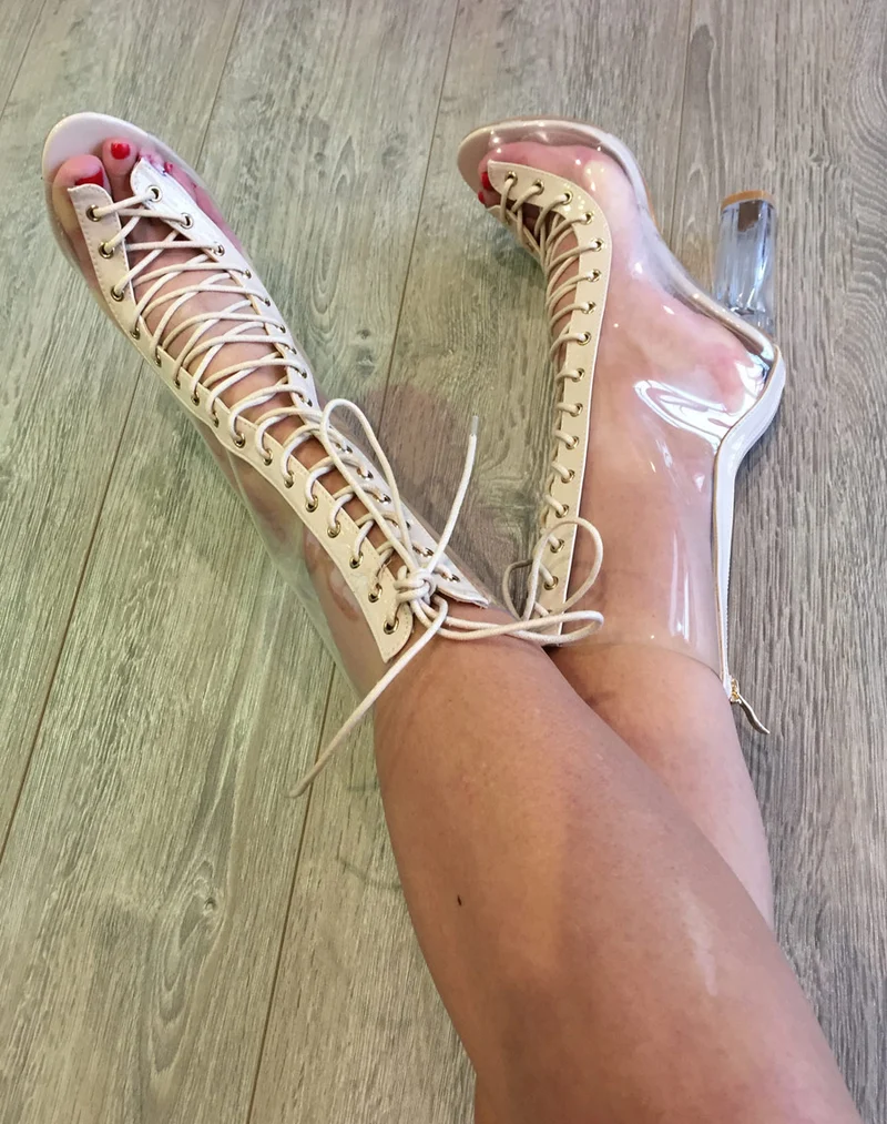 Bottes hautes nudes à talons transparents