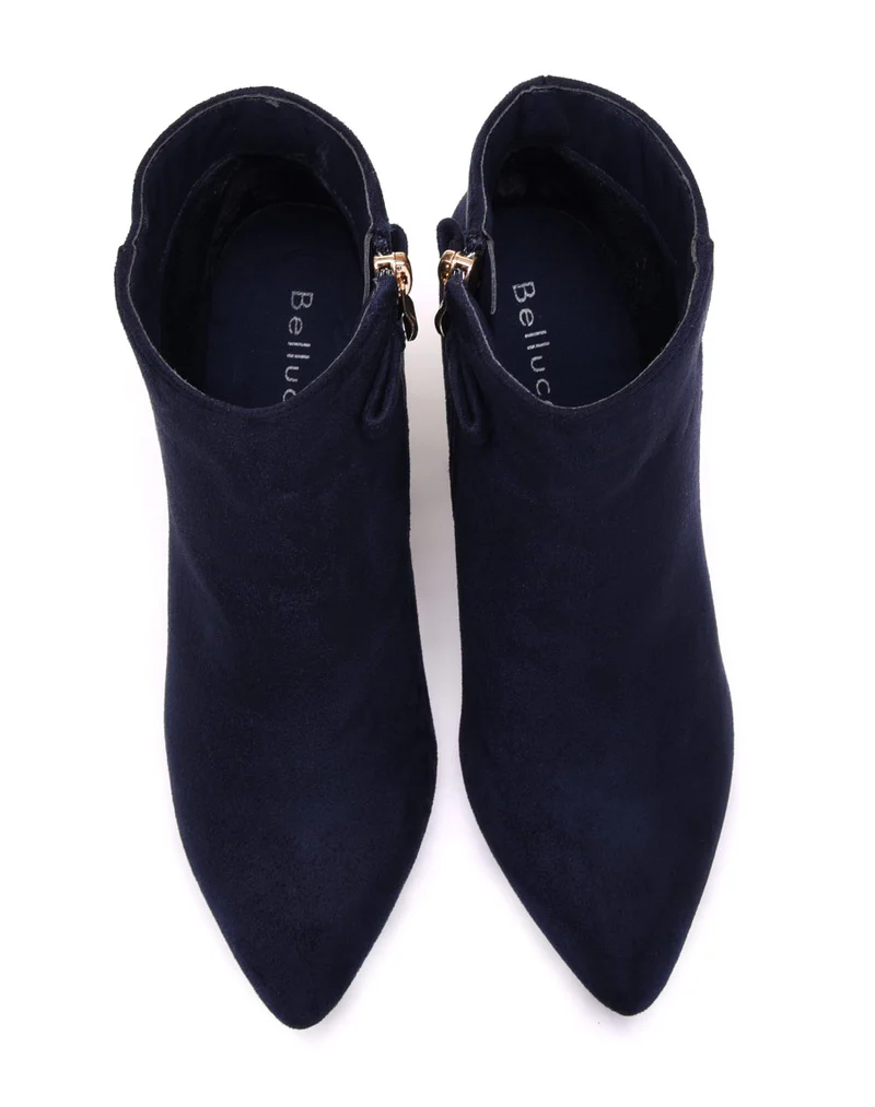 Bottines en suédine bleu nuit à talons
