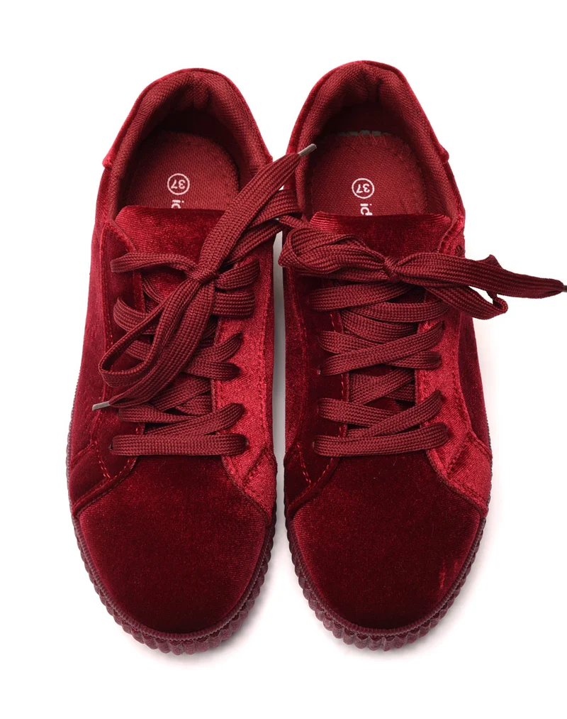 Baskets basses bordeaux en velours