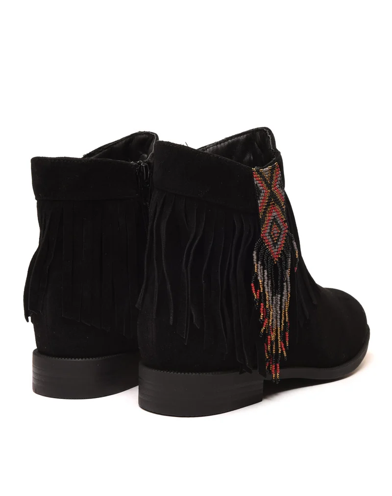 Bottines noires à franges et perles