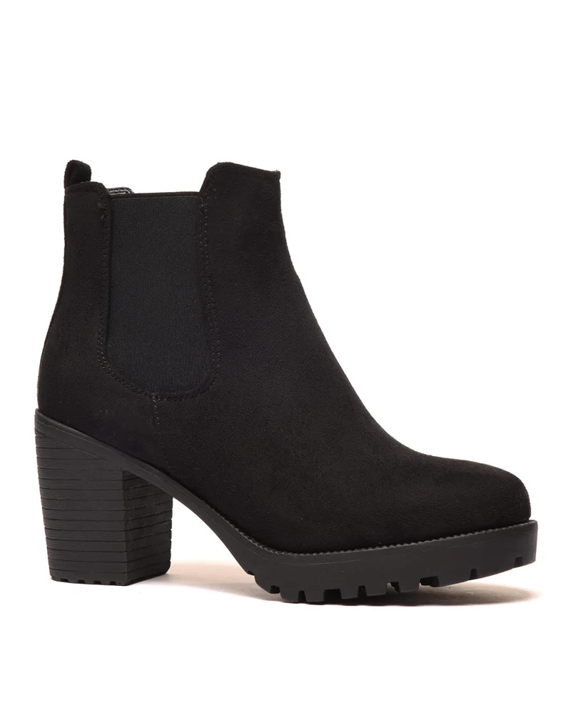 Bottines noires avec semelle crantée & talon mi haut