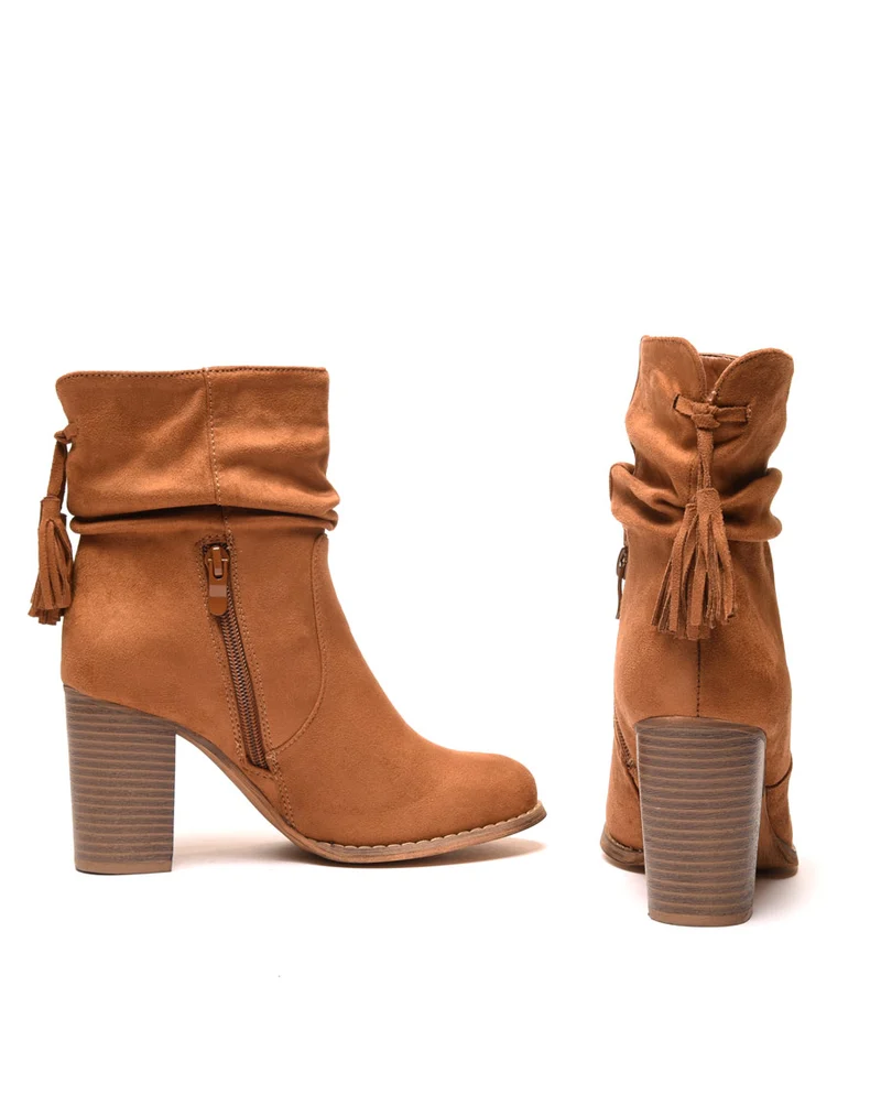 Bottines camel effet suédine avec plis sur le haut