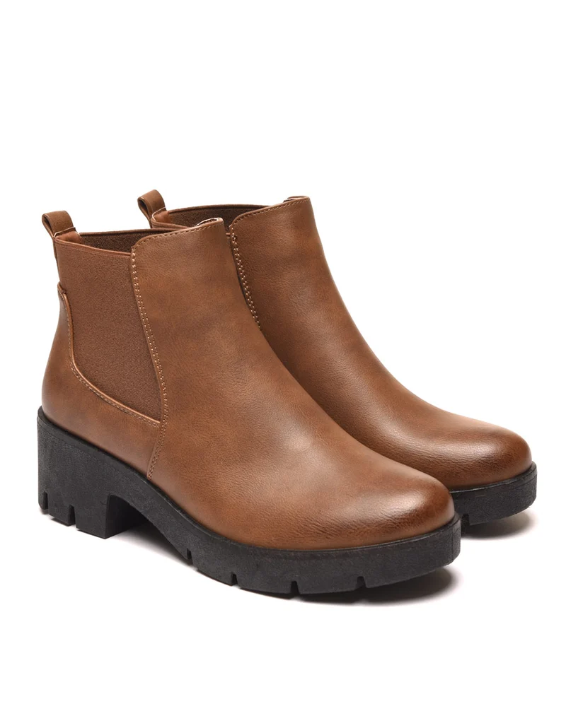 Bottines camel avec élastiques & grosse semelle crantée