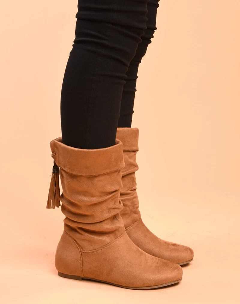Bottes mi hautes camel avec rabat sur le haut