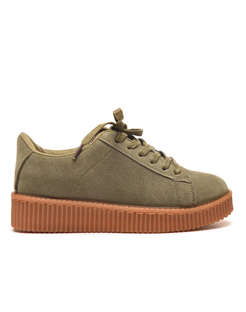 Baskets kaki avec grosse semelle