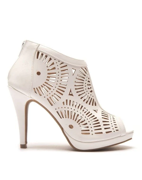Low boots d'été ajourées blanches