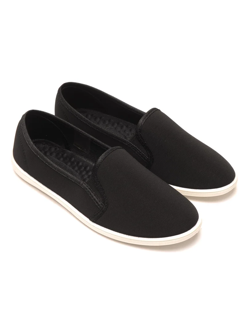 Slipper noir légères et confortables