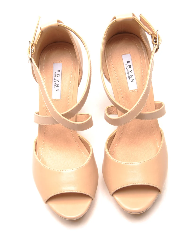 Escarpin lanière croisé beige à bout ouvert