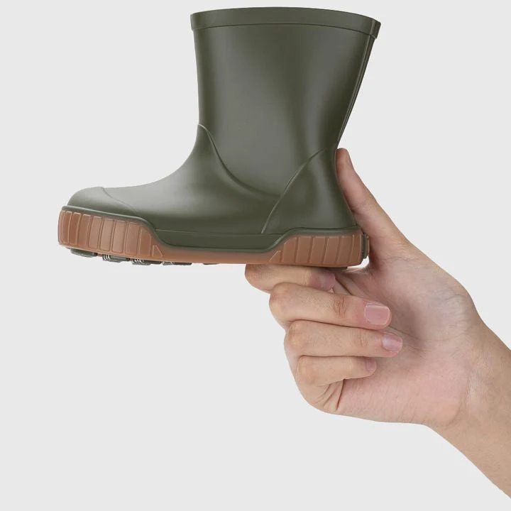 Igor Barefoot Pau Kaki
