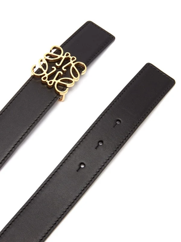 Anagram-buckle reversible leather belt