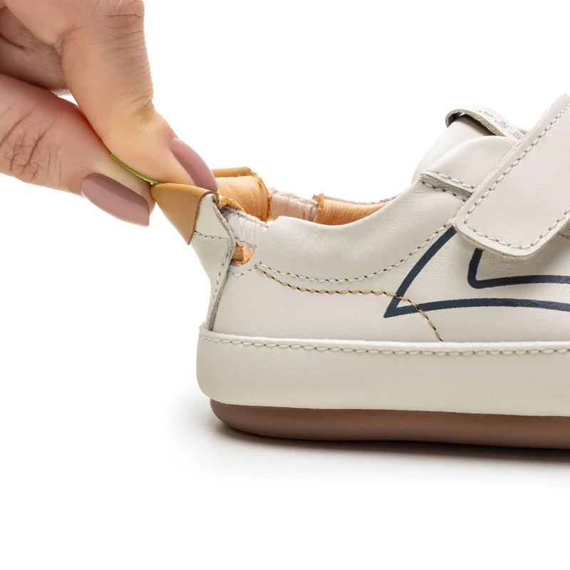 Tip Toey Joey Primeiros Outline Tapioca Ivory Suede Hay