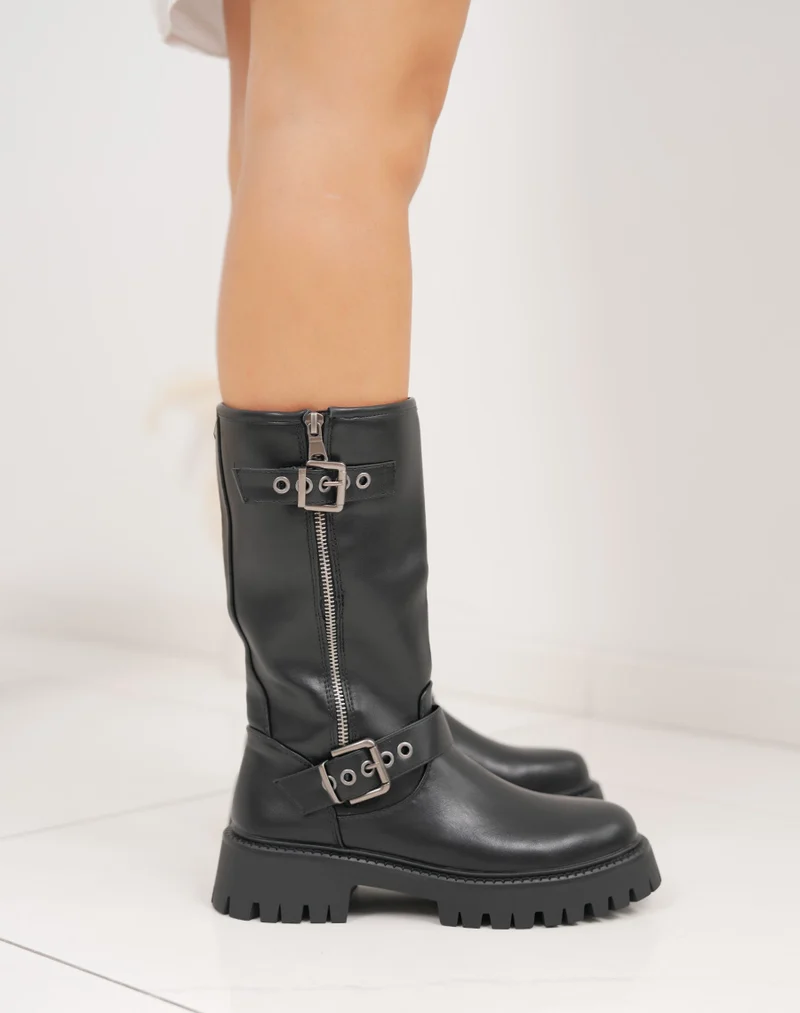 Bottines hautes noires à semelle crantée