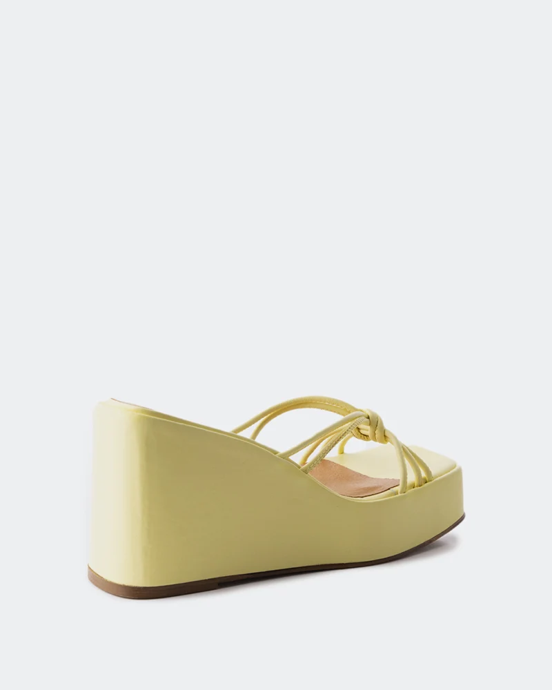 Harmonia Yellow Leather