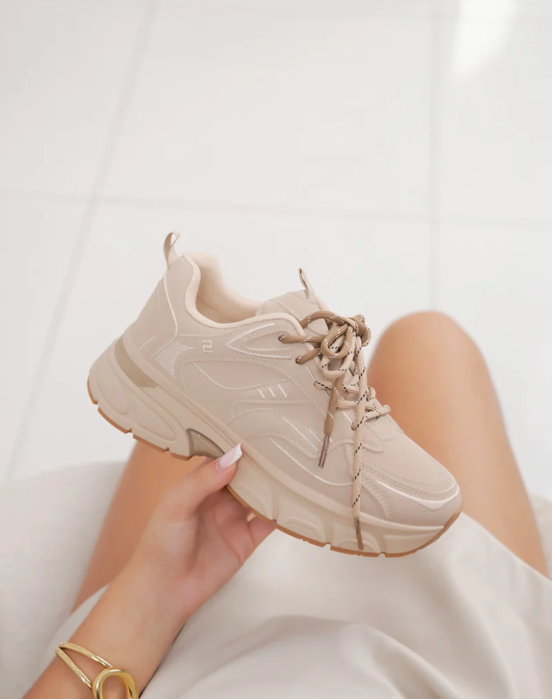 Baskets beige femme – Semelle épaisse – Lacets bicolores – Style chunky tendance