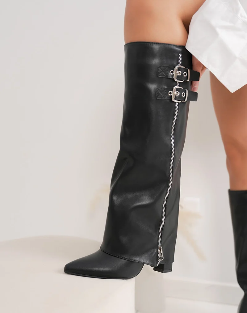 Bottes femme noires à talon 10cm élégantes avec zip argenté et boucles stylées