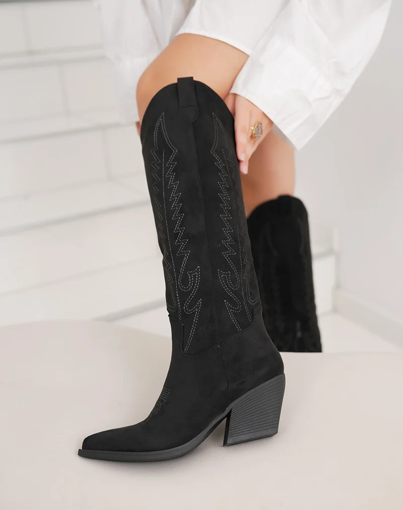 Bottes santiags femme noires en suédine avec broderies et talon de 7cm