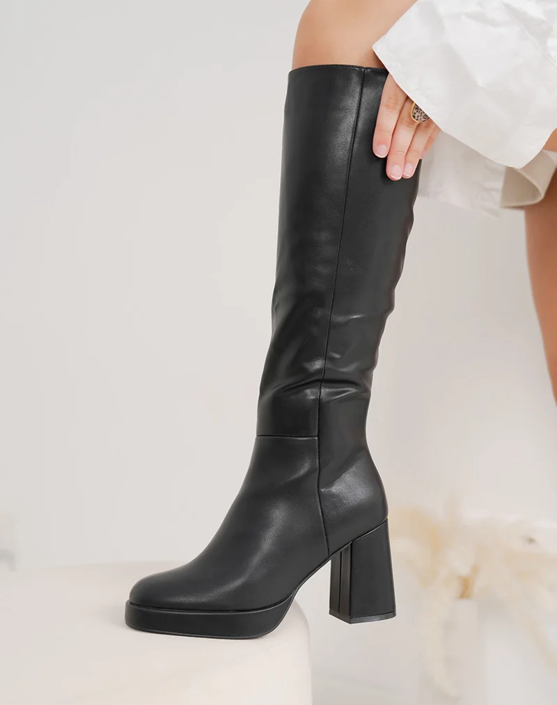 Bottes femme noires mat à bout carré avec talon haut de 8cm